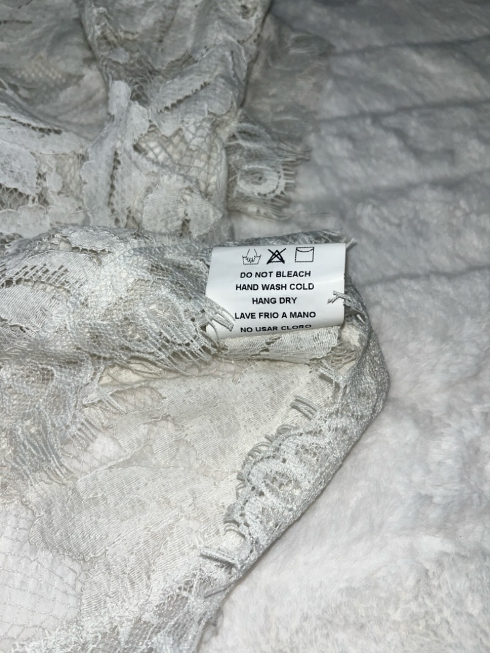 NWT Naked Wardrobe White Romantic Lace Statement Scalloped Hem Cropped Top S - Picture 6 of 7